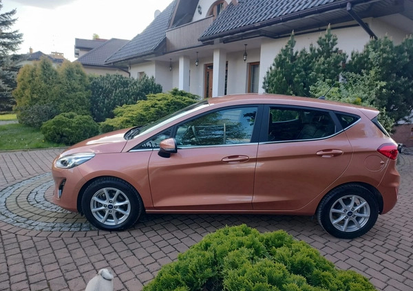 Ford Fiesta cena 42750 przebieg: 22800, rok produkcji 2017 z Częstochowa małe 436